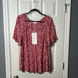 Beachlunchlounge Red and White Flutter Sleeve Blouse